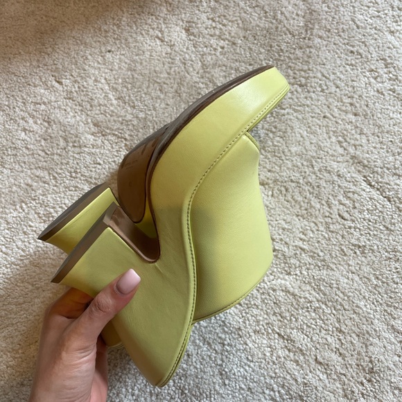 BOTTEGA VENETA MULES - Picture 6 of 6